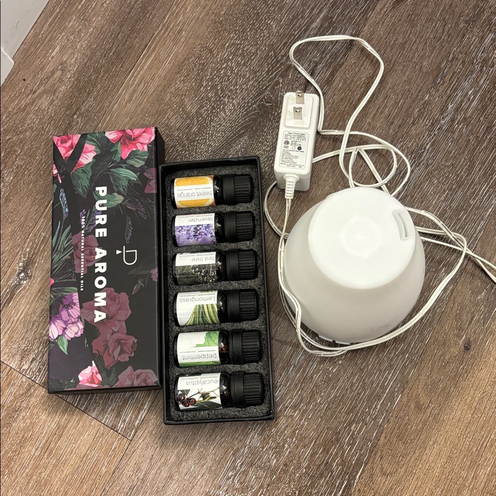 Pure Aroma Essential diffuser and Oil Set